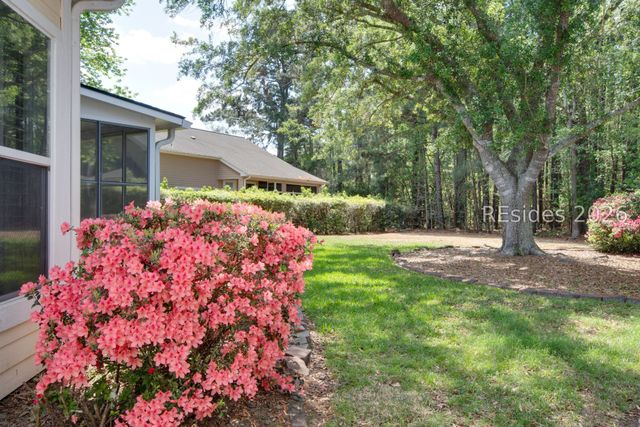 3 Lake Somerset Cir, Bluffton, SC 29909
