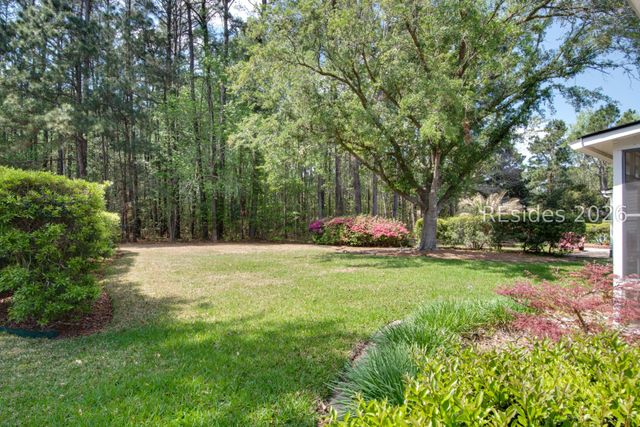 3 Lake Somerset Cir, Bluffton, SC 29909