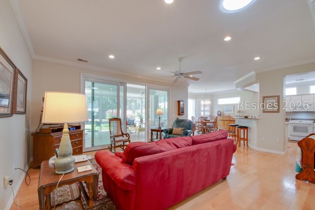 3 Lake Somerset Cir, Bluffton, SC 29909