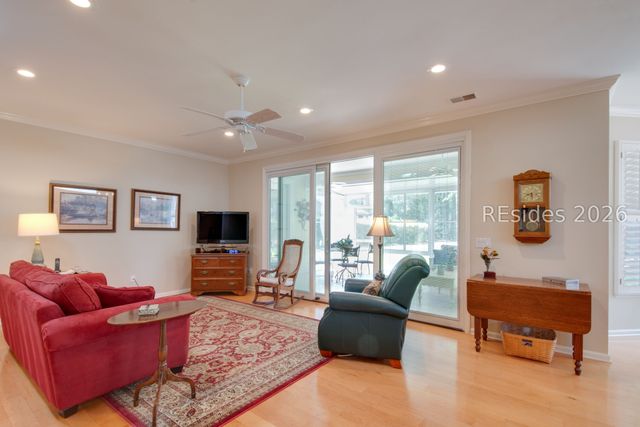 3 Lake Somerset Cir, Bluffton, SC 29909