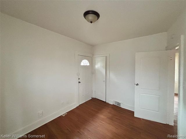 15785 Pinehurst Street, Detroit, MI 48238