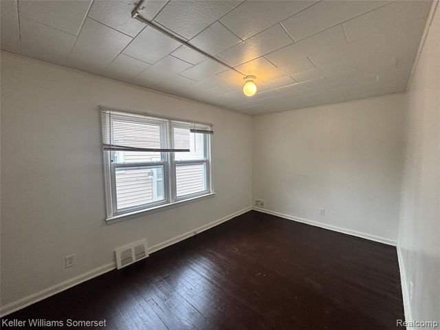 15785 Pinehurst Street, Detroit, MI 48238