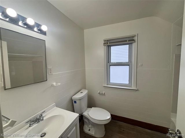 15785 Pinehurst Street, Detroit, MI 48238