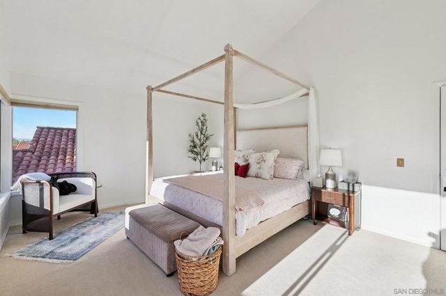 11335 Caminito Corriente, San Diego, CA 92128