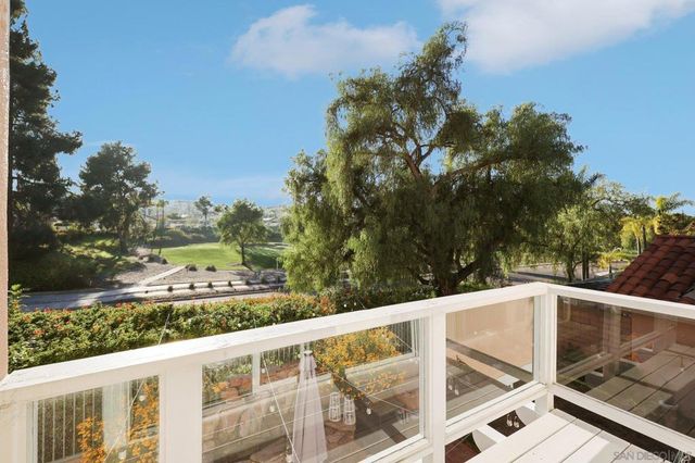 11335 Caminito Corriente, San Diego, CA 92128