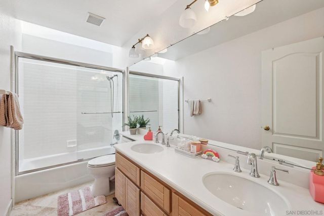 11335 Caminito Corriente, San Diego, CA 92128