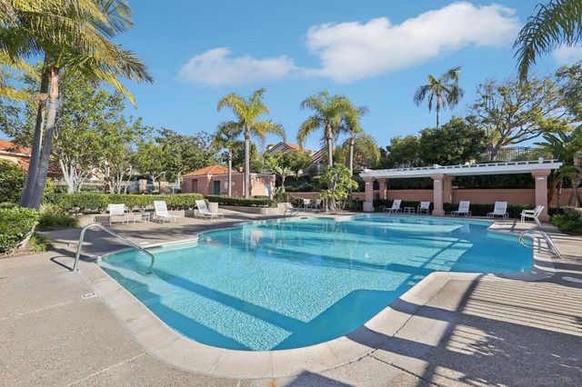 11335 Caminito Corriente, San Diego, CA 92128