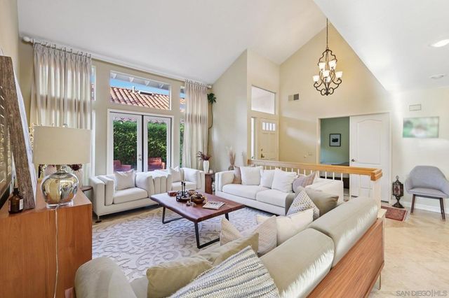 11335 Caminito Corriente, San Diego, CA 92128