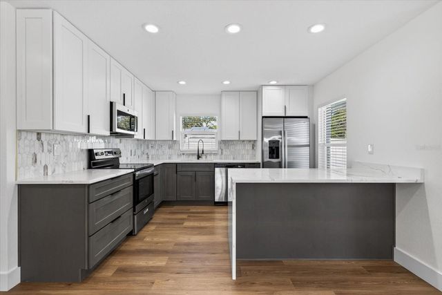 5502 N HABANA AVENUE, Tampa, FL 33614