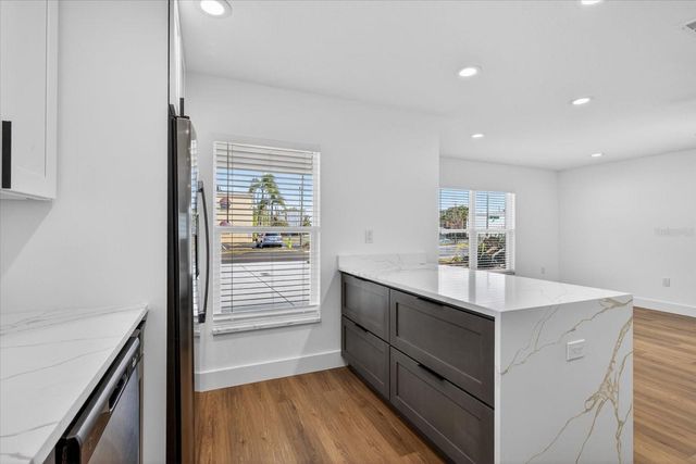 5502 N HABANA AVENUE, Tampa, FL 33614