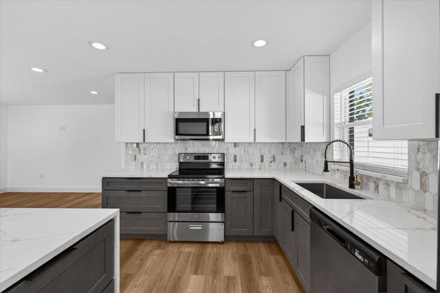 5502 N HABANA AVENUE, Tampa, FL 33614