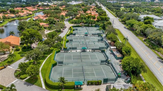 577 Beachwalk CIR # R202, Naples, FL 34108
