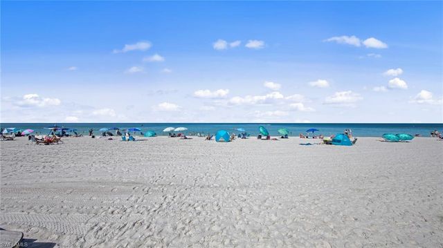 577 Beachwalk CIR # R202, Naples, FL 34108