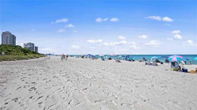 577 Beachwalk CIR # R202, Naples, FL 34108