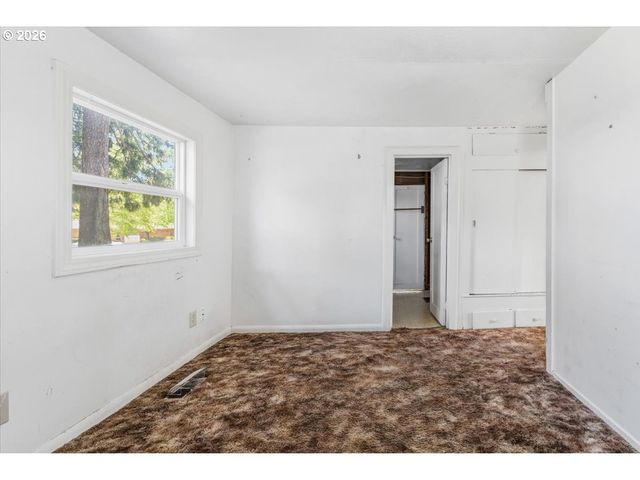 13209 Ne SAN RAFAEL St, Portland, OR 97230