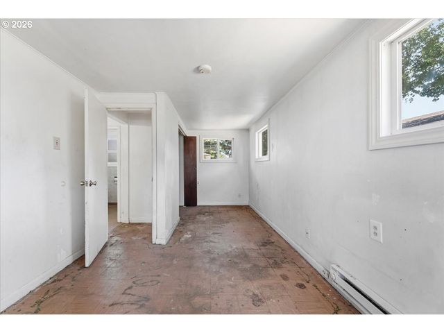 13209 Ne SAN RAFAEL St, Portland, OR 97230