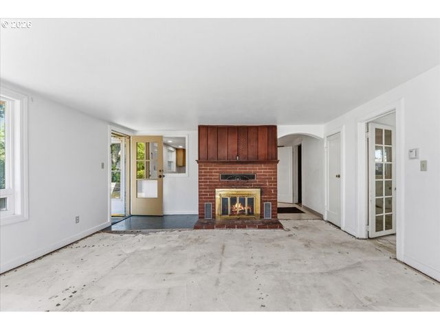 13209 Ne SAN RAFAEL St, Portland, OR 97230