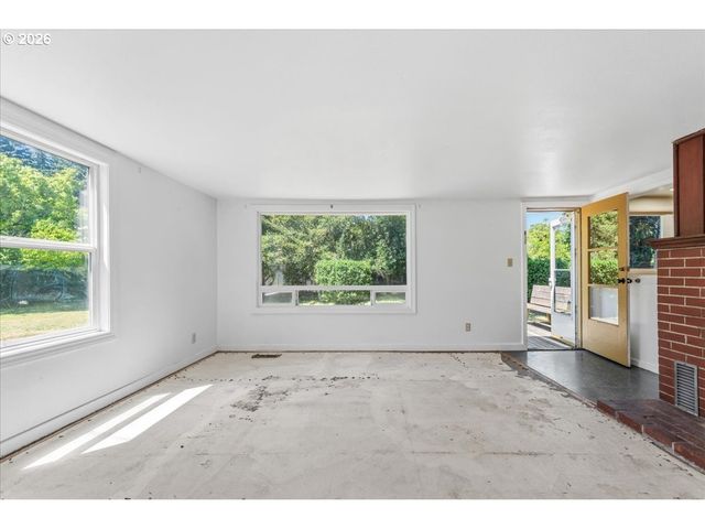 13209 Ne SAN RAFAEL St, Portland, OR 97230
