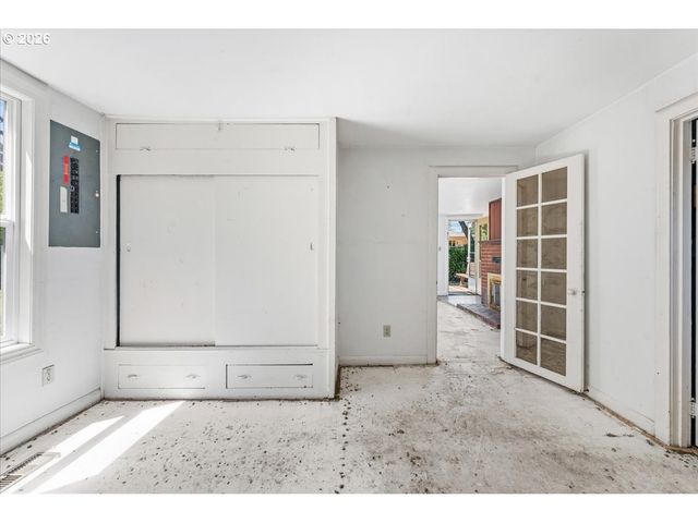 13209 Ne SAN RAFAEL St, Portland, OR 97230