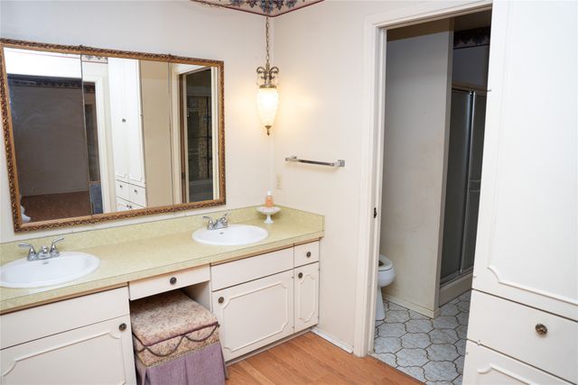 1106 E Franklin Street, Hillsboro, TX 76645