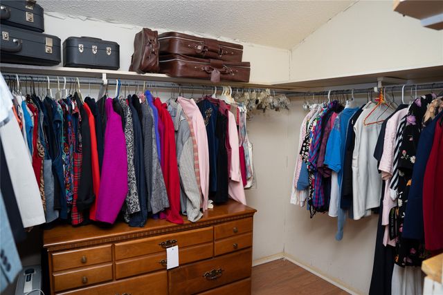 1106 E Franklin Street, Hillsboro, TX 76645