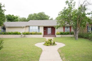 1106 E Franklin Street, Hillsboro, TX 76645