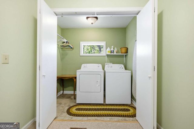 114 Cherokee Drive S, Waleska, GA 30183