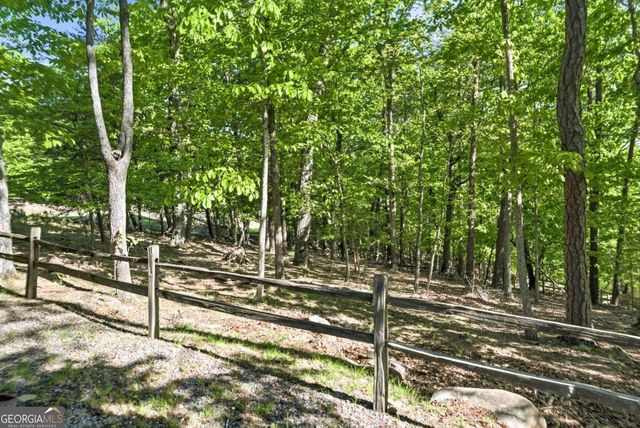 114 Cherokee Drive S, Waleska, GA 30183