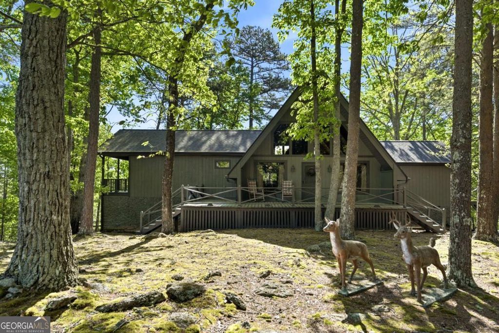 114 Cherokee Drive S, Waleska, GA 30183