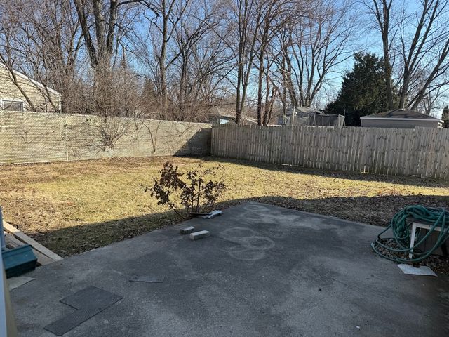 1700 Houston Avenue, Joliet, IL 60433