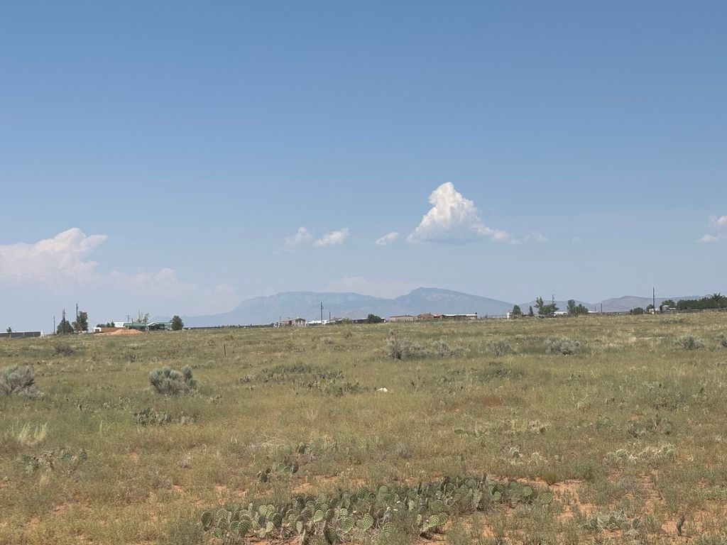 Tr 12 Blk 5 Unit 11, Meadow Lake, NM 87031