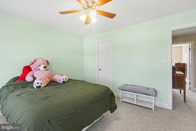 772 RISHEL DR, York, PA 17406