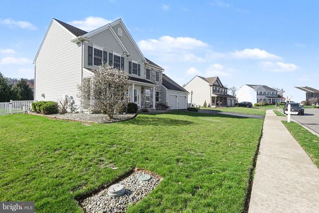 772 RISHEL DR, York, PA 17406