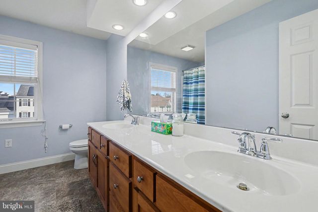 772 RISHEL DR, York, PA 17406