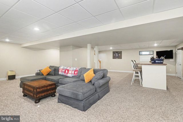 772 RISHEL DR, York, PA 17406