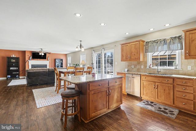 772 RISHEL DR, York, PA 17406