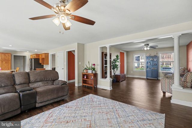 772 RISHEL DR, York, PA 17406