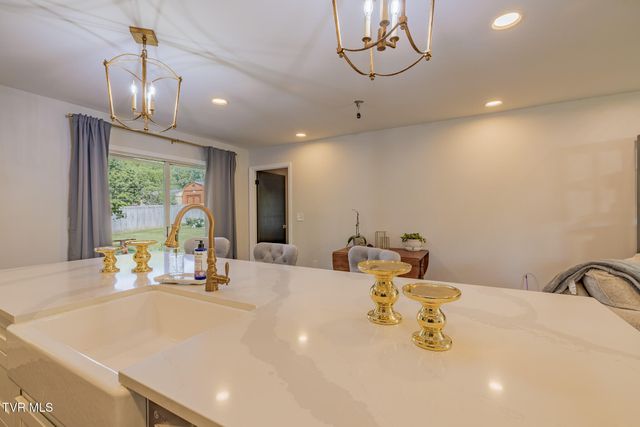 3222 Marbleton Road, Unicoi, TN 37692