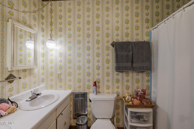 3222 Marbleton Road, Unicoi, TN 37692