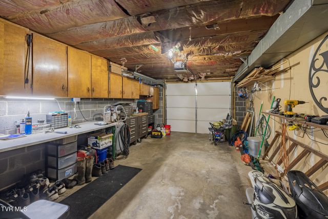 3222 Marbleton Road, Unicoi, TN 37692