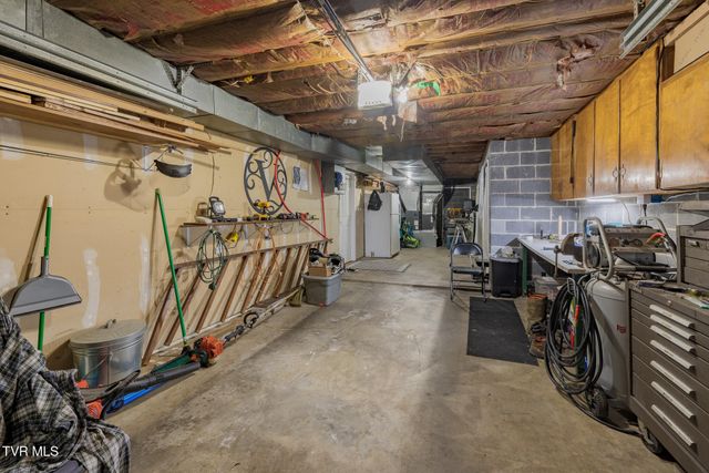 3222 Marbleton Road, Unicoi, TN 37692