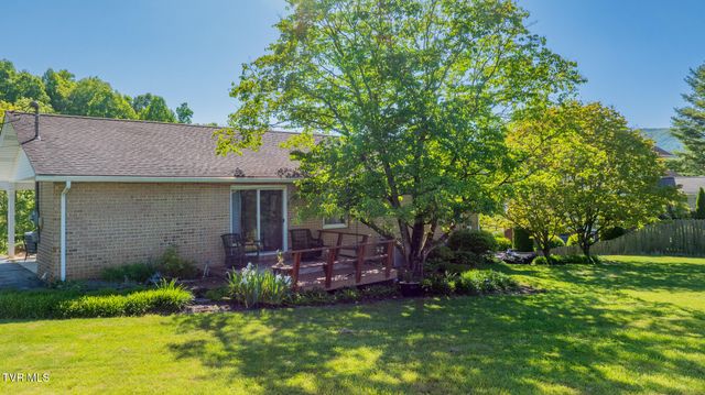 3222 Marbleton Road, Unicoi, TN 37692
