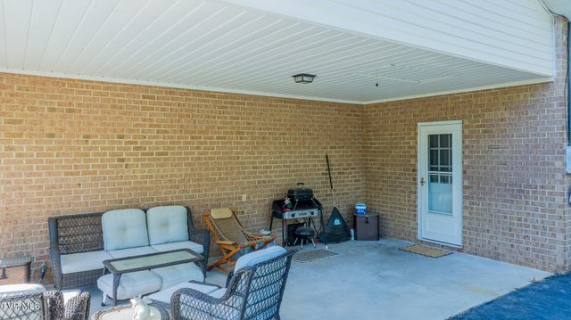 3222 Marbleton Road, Unicoi, TN 37692