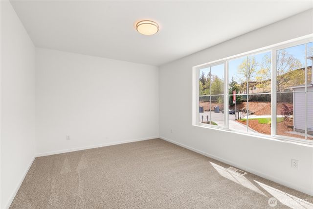 3205 219th Avenue E, Lake Tapps, WA 98391