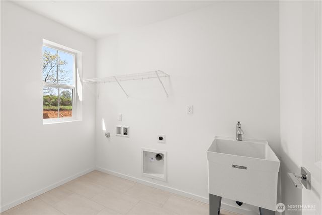 3205 219th Avenue E, Lake Tapps, WA 98391