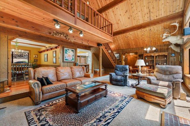 13709 Capitol Dr, Grass Valley, CA 95945