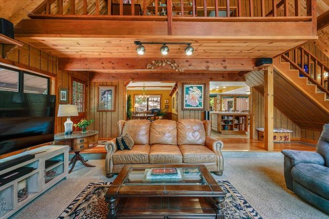 13709 Capitol Dr, Grass Valley, CA 95945