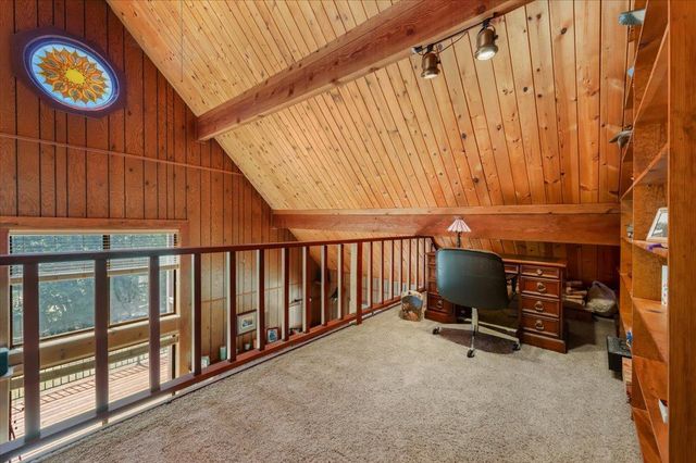 13709 Capitol Dr, Grass Valley, CA 95945