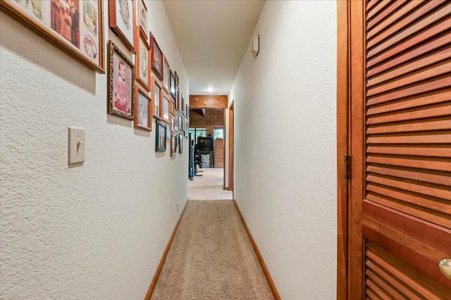 13709 Capitol Dr, Grass Valley, CA 95945