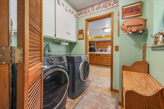 13709 Capitol Dr, Grass Valley, CA 95945